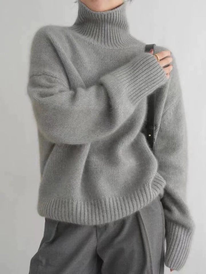 AMELIA | COZY TURTLENECK SWEATER