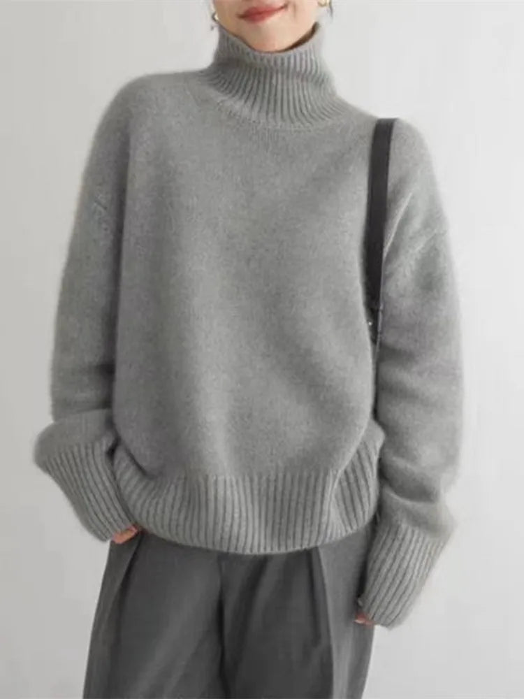 AMELIA | COZY TURTLENECK SWEATER