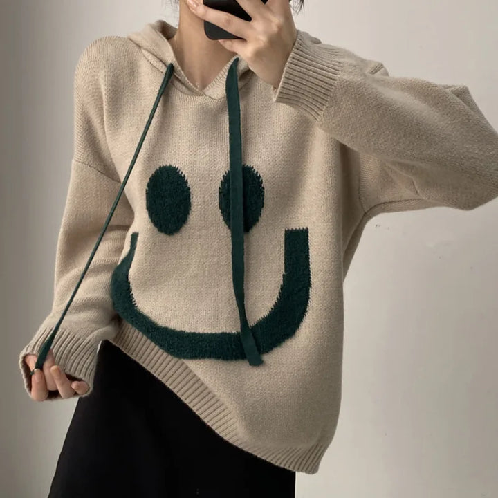 LUNA | COZY SMILE HOODIE