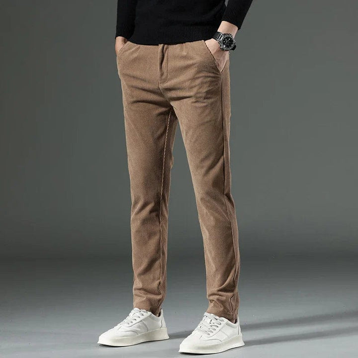 ZACH | CLASSIC CORDUROY PANTS