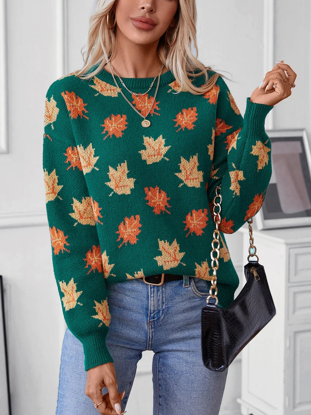 LUCY | MAPLE LEAF KNIT SWEATER